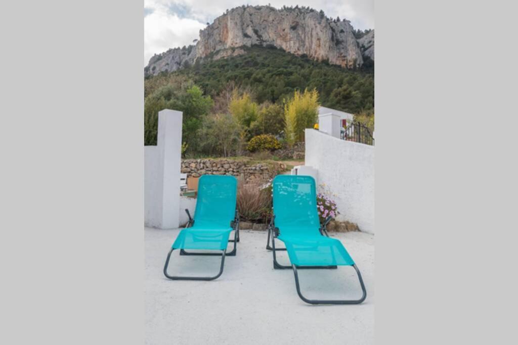 Maison Avec Jardin, Parking Entre Mer Et Montagne Le Revest-le-Eaux Exterior photo